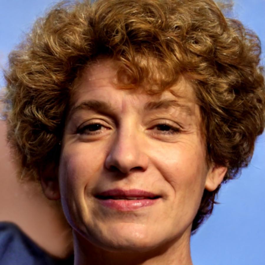 Adelaida Ramos, Especialista en Presupuestos Digitales